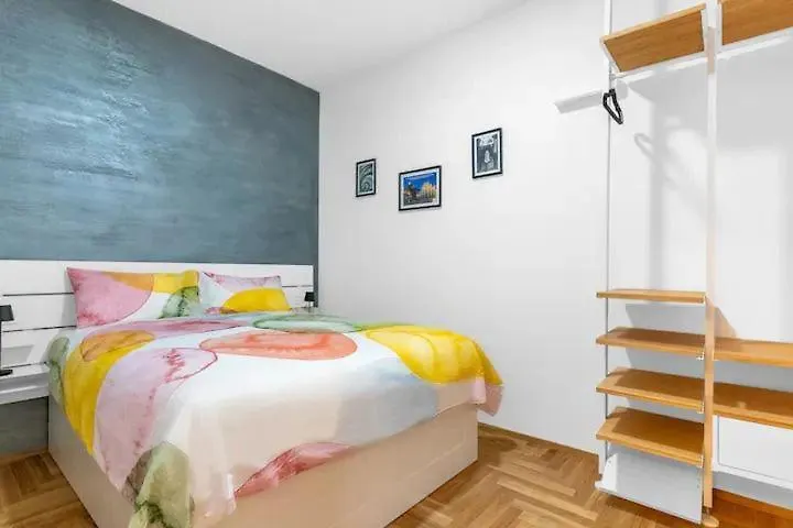 Duomo-Navigli Gramuglihouse Apartment Milan Italy